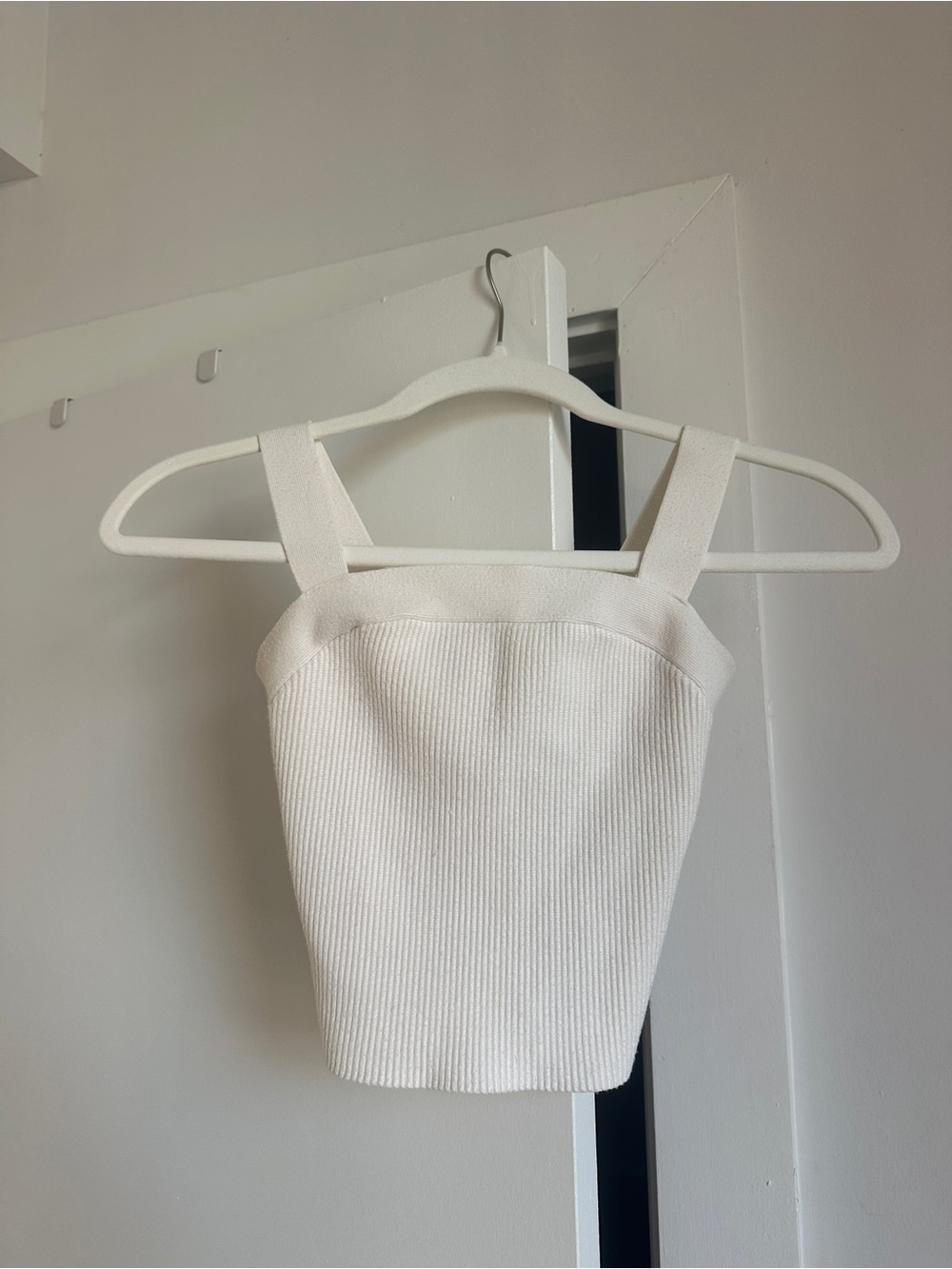 Abercrombie & Fitch Cream Ribbed Square-Neck Crop Tank